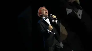 Vuelve pronto a Chile🧡 #cristiancastro Hits Tour #movistararena