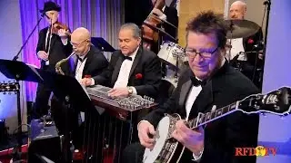 Ned Luberecki plays Misty on banjo at RSCRN