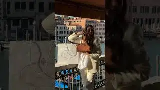 а как нас обокрали на 6 миллионов в Венеции может посмотреть у меня в тг: Sanika Kadieva /