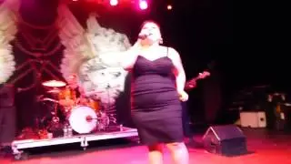 Gossip - Move in the Right Direction