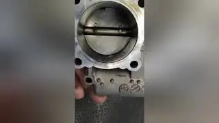 Ford Ka código  P2135, marcha lenta oscilando