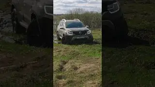 Дастер и Нива по грязи #duster2021 #offroad #4x4 #mud