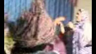 une mauritanienne qui dance