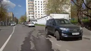 Клумбы москвичей. Зацвели нарциссы, бадан, одуванчики🌷🌼🌺