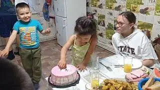 С днем рождения Аминочка. Доченька наша счастья тебе родная 🥳🥳🥳