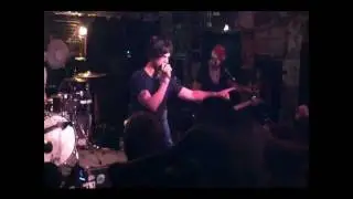 We Are The Emergency - All we ever see of the stars are their old photographs (Live)