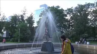 Владимир Паули -- Попробуйте в потоке прохожих...   Читает Смирнова Галина.