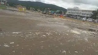 Вот такая непогода море бушует