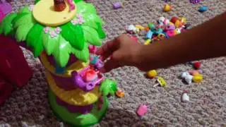 100 Shopkins from seasons  1,2,3,4