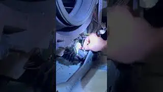 Как и чем слить воду в стиральной машинке, когда она не сливает воду#bosh #несливаетводу