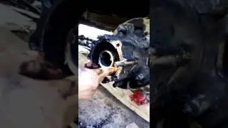 Регулировка ступичного подшипника Зил бычок