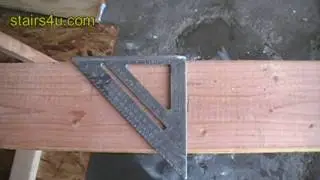 Making Square Mark On Lumber Using A Speed Square - Carpenter Framing Tips