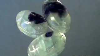 Флюорит овальной формы