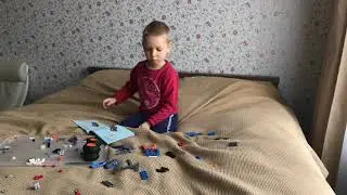 Максим собирает LEGO City 60180 Монстрогрузовик
