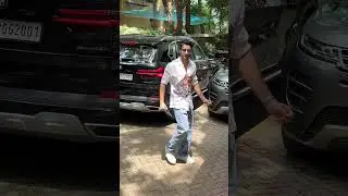 Ibrahim Ali Khan was photographed at Bandra for his father birthday celebration..!