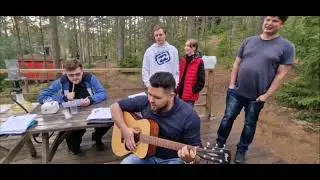Сами играем, сами поем, сами билеты продаём!