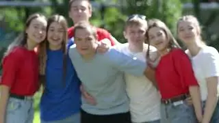 Для меня Россия это... Выпускники школы №1 города Кировское присоединились к флешмобу....