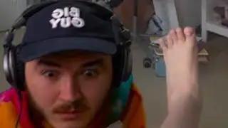 F E E T
