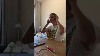 TT nya di taroh meja😭