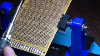Российский CyberFlux E-700 PRO или  китайский NC559