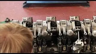 Volvo D13 engine valve adjustment with VEB