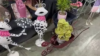 Склад - магазин ,,Биби’’ в Тбилиси 🌸 Посуда, декорации и многое другое 🤗 Познакомились с Биби 🐶