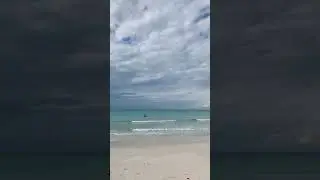 ЗИМА В ДУБАЕ: Февральский день и небо иногда бывают такими😊.