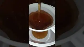 качаем таёжный мёд #honey #мёд #пчеловодство