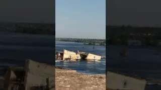 Разрушена Каховская ГЭС