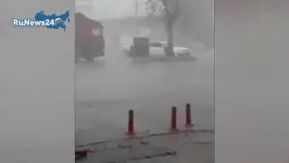 Из-за урагана погиб человек в Анталье / RuNews24