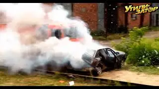 Совок КамАЗ против Audi 80 Утилизатор 59 GIF