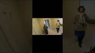 Драка мамы и няни за дочку няня хочет увести школьницу 