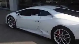 Lamborghini Huracan start up exhaust sound