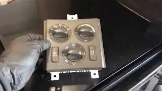 Volvo Trucks 2008 Thru 2019: How to fix the front climate control unit if buttons are stuck.