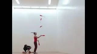 (Juggling) 5 Club Triple spins long run