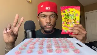 ASMR| Eating Sour Patch Kids Strawberry! 🍓