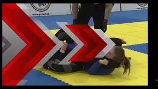 Grappling girls Feet on face