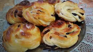 Булочки с изюмом и апельсиновой глазурью /Сдобная выпечка