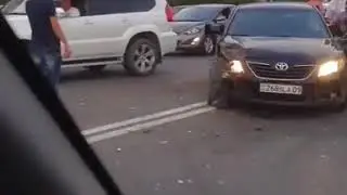ДТП напротив ТД Таир. Караганда
