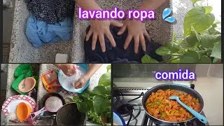 HACIENDO LOS DEBERES,COCINANDO Y LAVANDO.