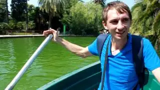 Прогулка на лодках в парке de la Ciutadell