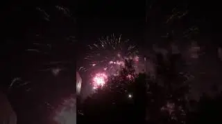 Ч2 концерт Лёша Свик фейерверк BARHAT