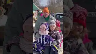 А вы покормили собачек 