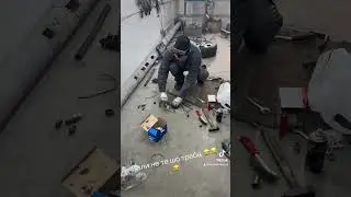 Коли не ті запчастини 😅😅