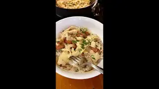 EASY WEEKNIGHT PASTA | Bacon and Mushroom Pasta #shorts #pasta #pastarecipe #bacon