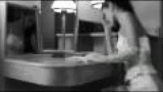 姫 (Hime) - In The Rain