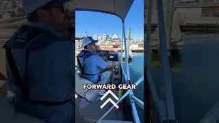 How to Dock a Pontoon Boat: Bridge Marina Boating Tip PART 2 OF 2 #boat #shorts