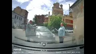ДЕДУЛЯ С БАБУЛЕЙ ПРЕДЪЯВЛЯЮТ ЗА МЕСТО ВО ДВОРЕ 🤷‍♀️🤦‍♂️ А АВТОР ПОХОЖЕ ДЕДОВ НЕ УВАЖАЕТ 😂😂