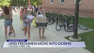 UMD freshmen moving into dorms