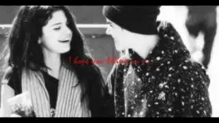 Justin ; I still believe in us Selena..